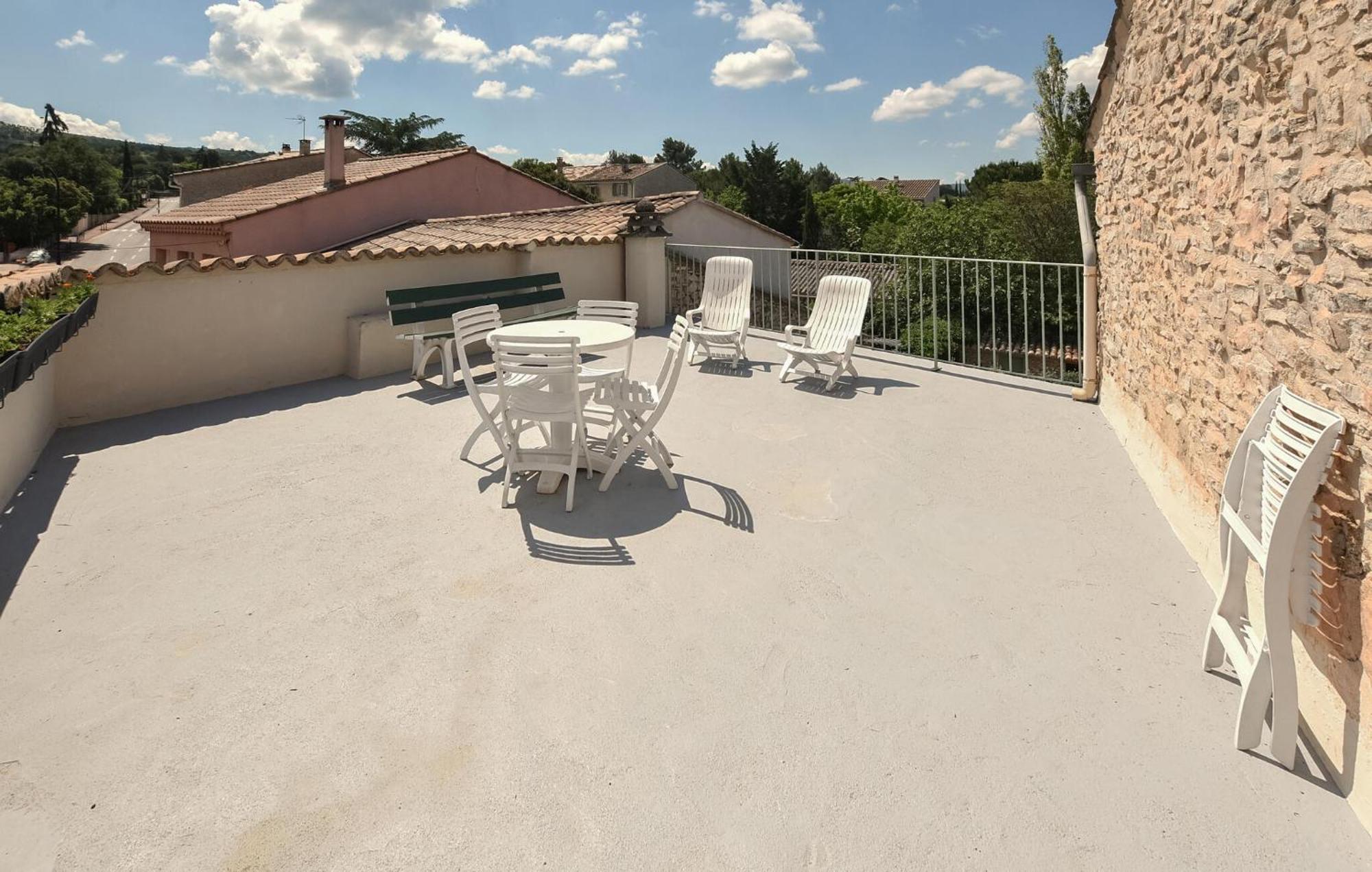 2 Bedroom Gorgeous Home In Villes-Sur-Auzon المظهر الخارجي الصورة